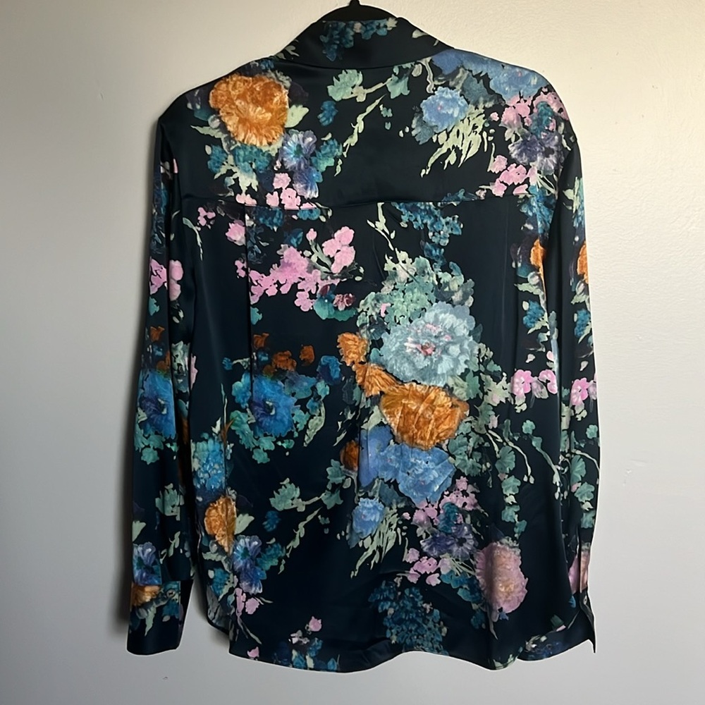 Vince - Painted Bouquet Silk Sculpted Long Sleeve Shirt - Picture 4 of 8